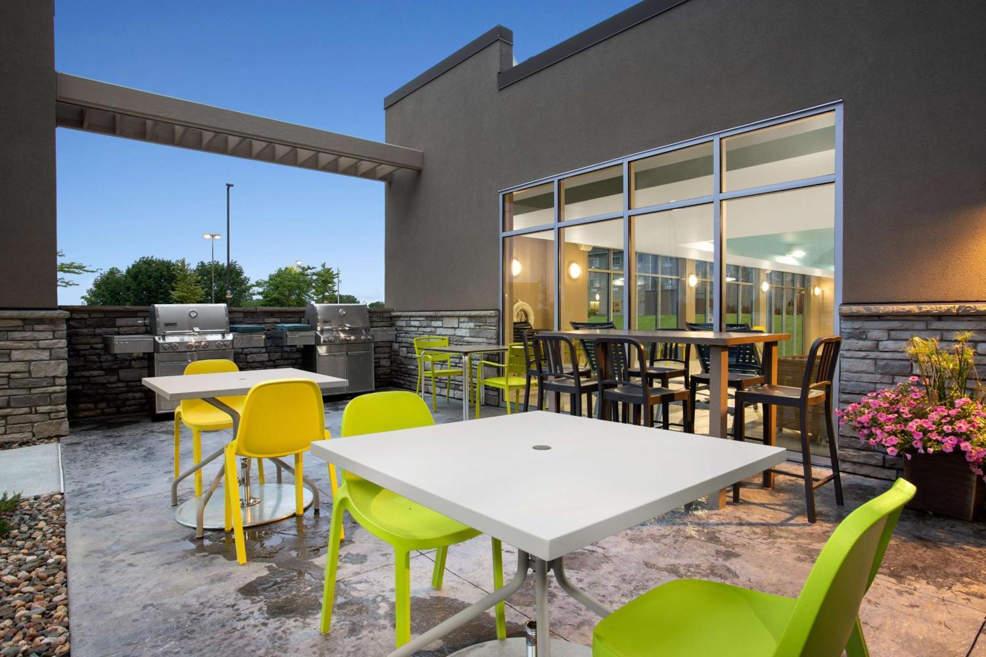 Home2 Suites By Hilton Owatonna Exterior photo